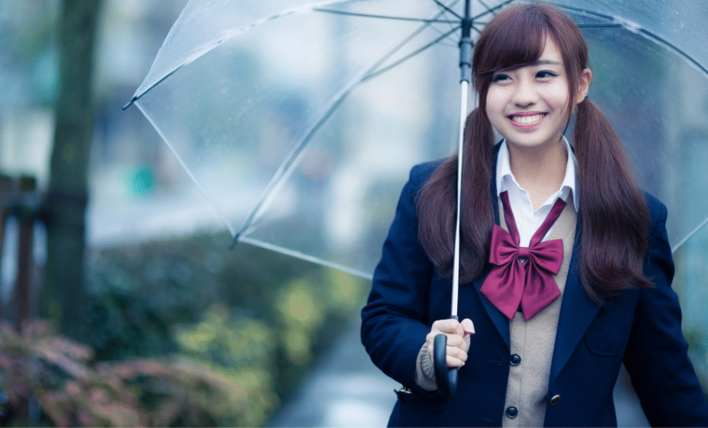 【通勤・通学必携】ゲリラ豪雨に強い折りたたみ傘の選び方ガイド
