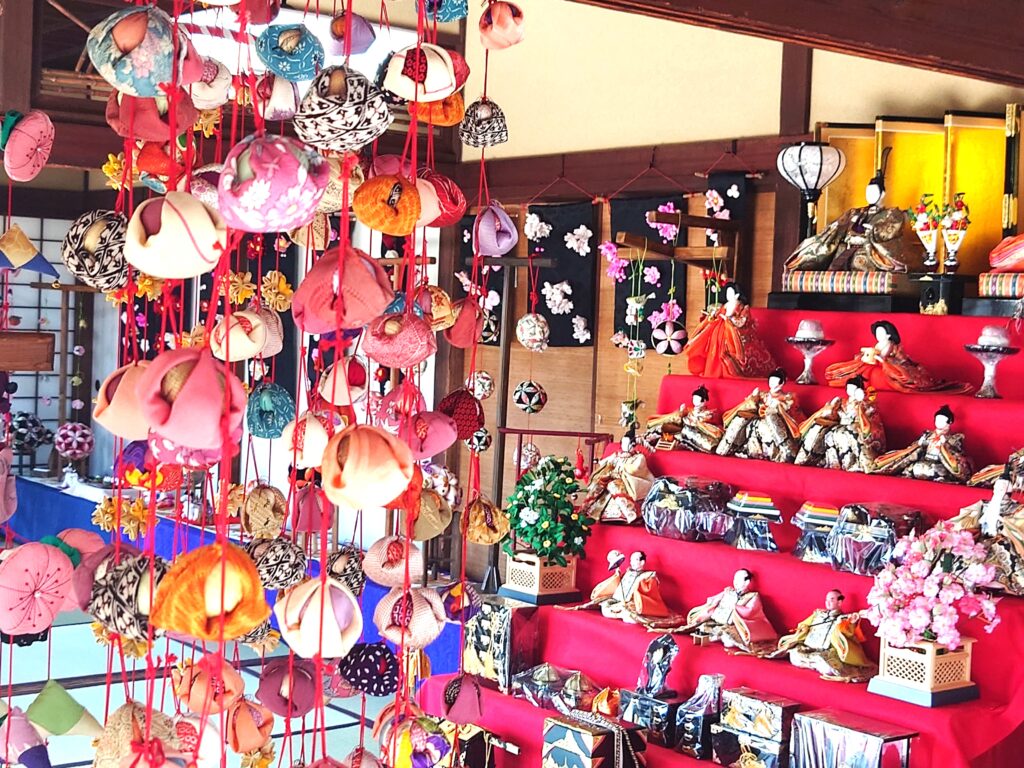 一茶双樹記念館のひなまつり2026｜吊るし雛と抹茶・桜餅を楽しむ春の流山散策