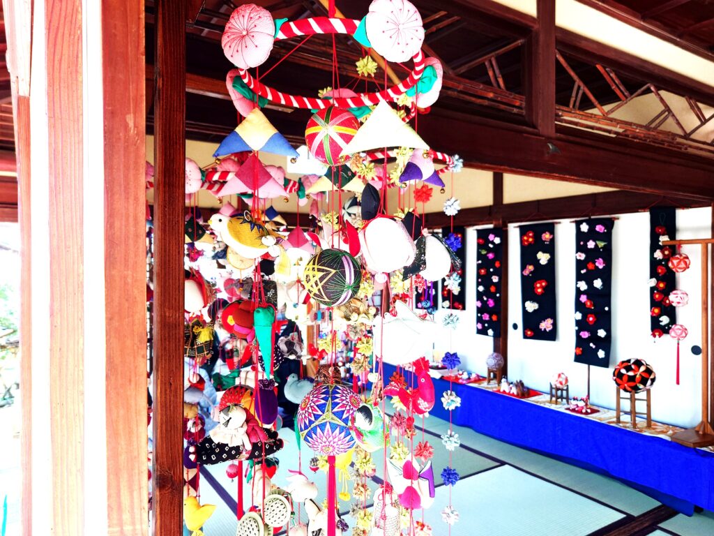 一茶双樹記念館のひなまつり2026｜吊るし雛と抹茶・桜餅を楽しむ春の流山散策