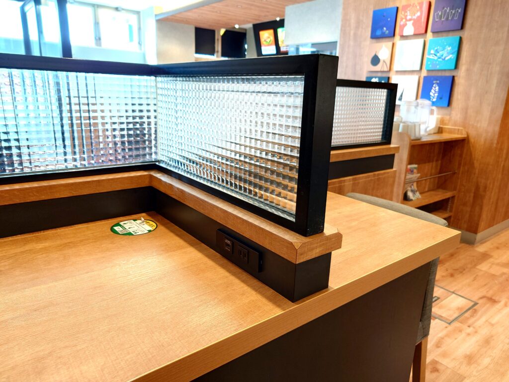 南流山駅 モスバーガー 作業は可能？電源・Wi-Fi・席の広さを解説